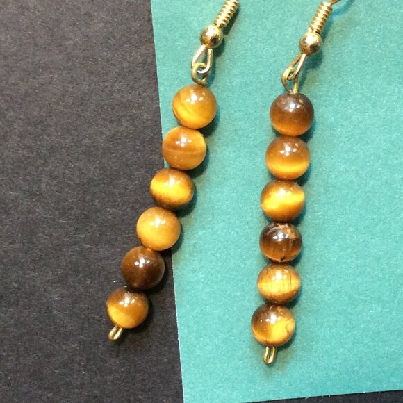 Channel your Inner Wild Side with these Stunning 90sTiger's Eye Dangle Earrings! - Picture 1 of 2
